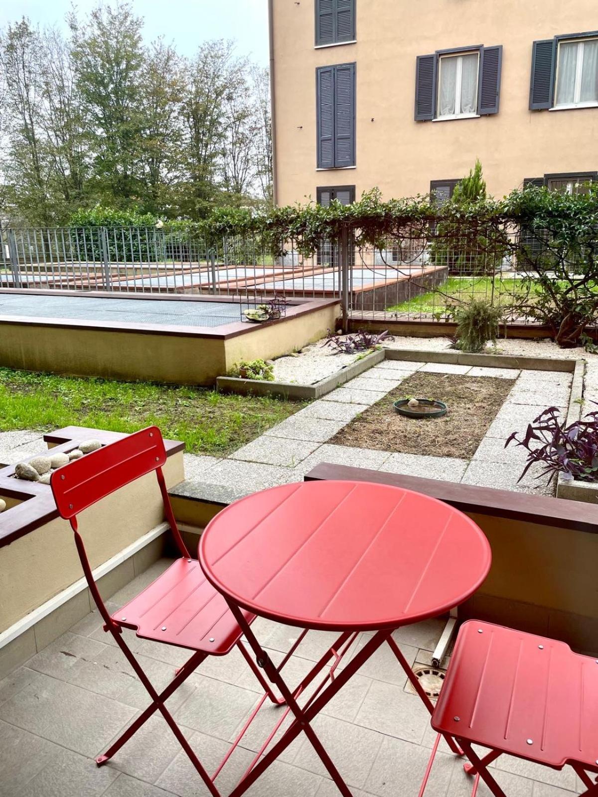 33 Borgo Ticino Lux Free Parking & Private Garden Apartment Pavia Exterior foto