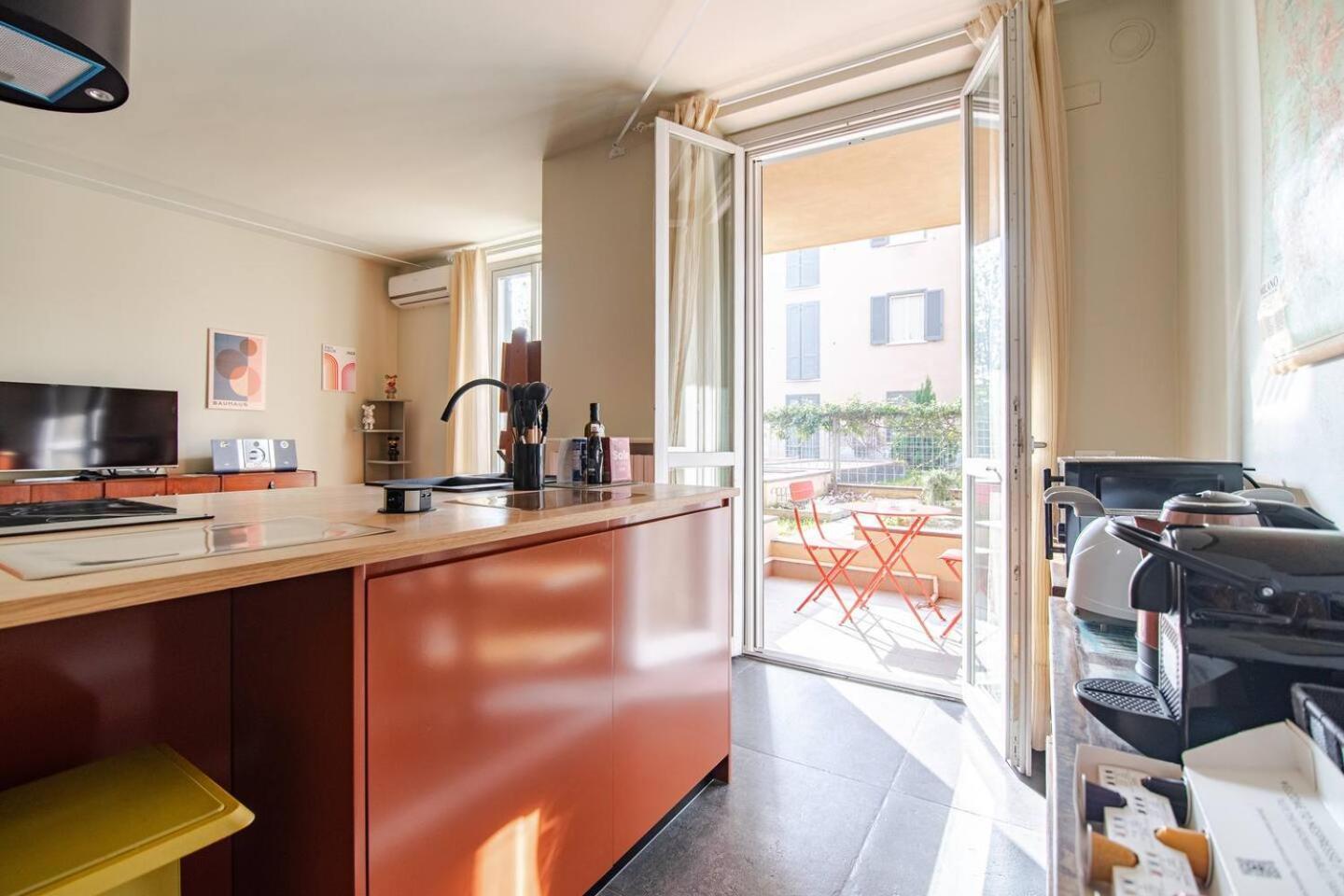 33 Borgo Ticino Lux Free Parking & Private Garden Apartment Pavia Exterior foto