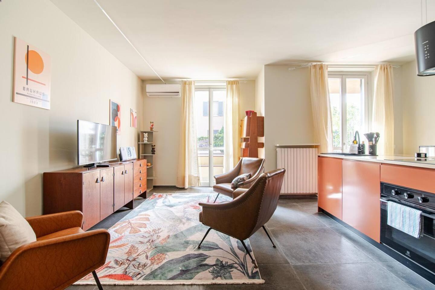 33 Borgo Ticino Lux Free Parking & Private Garden Apartment Pavia Exterior foto